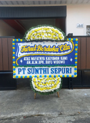 Papan Bunga Duka di Bangsal Aceh